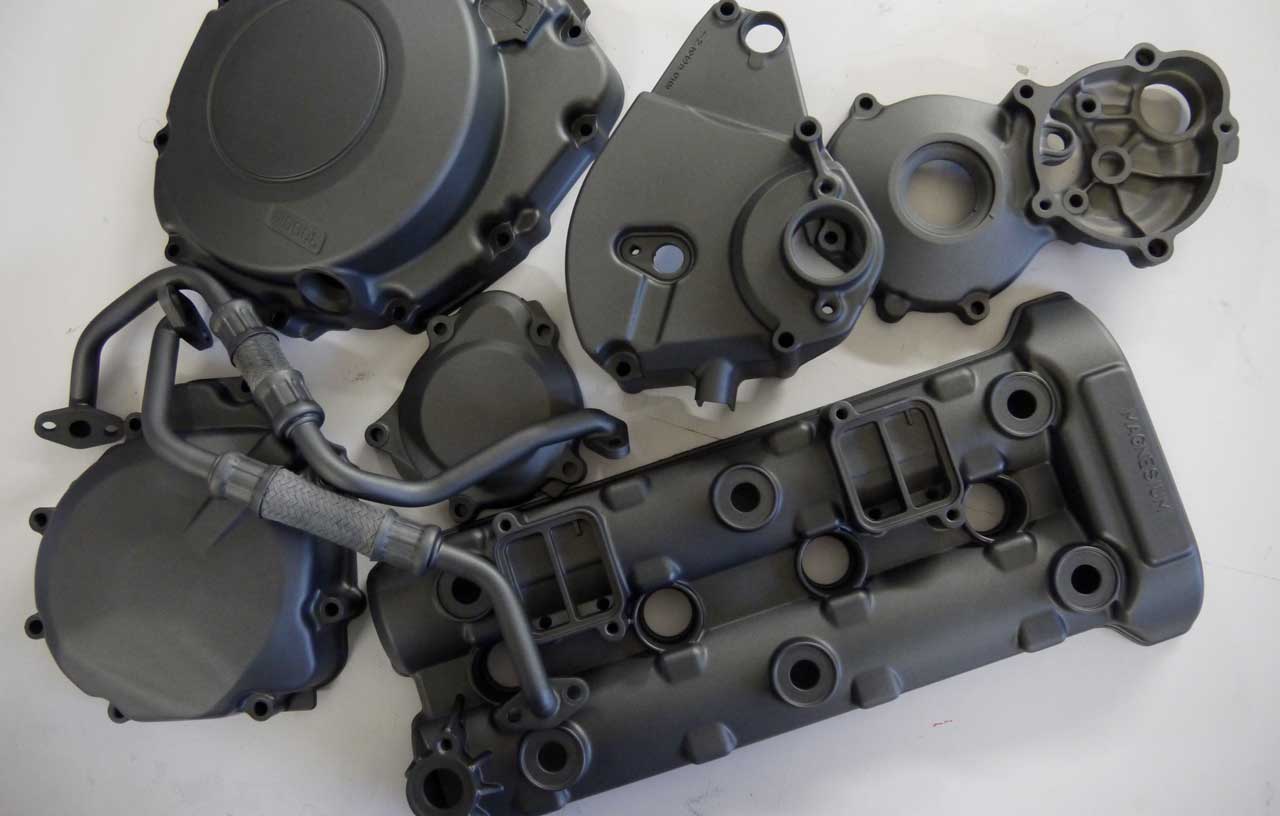 Peinture sur carters moteurs